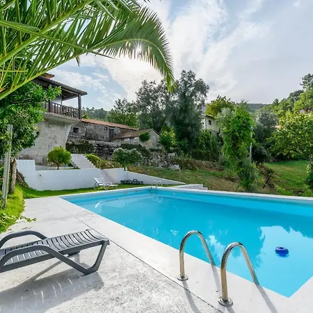 T4 House With Outdoor Pool And Wonderful Views