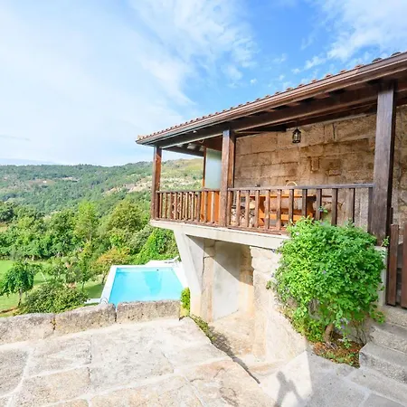 T4 House With Outdoor Pool And Wonderful Views Montalegre
