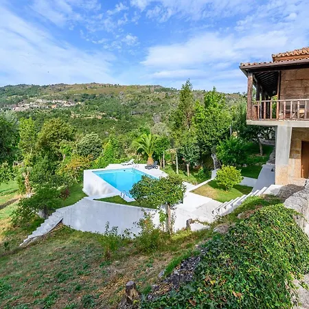 T4 House With Outdoor Pool And Wonderful Views *